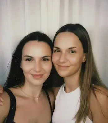 Amelie und Leonie Roesmann, Gründerinnen Systra Studios